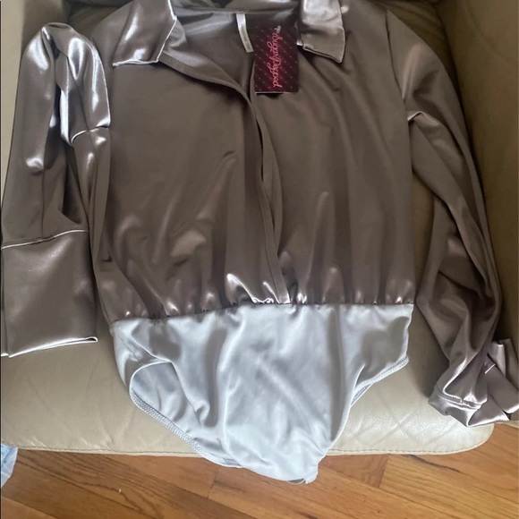 Satin 2 piece pantsuit - Picture 4 of 5